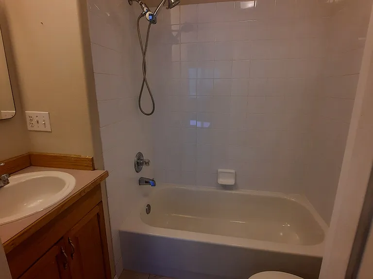 2576 Glacier St — Photo 10