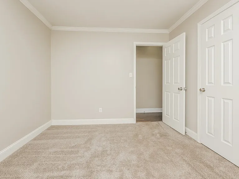 9346 Woodknoll Way — Photo 14