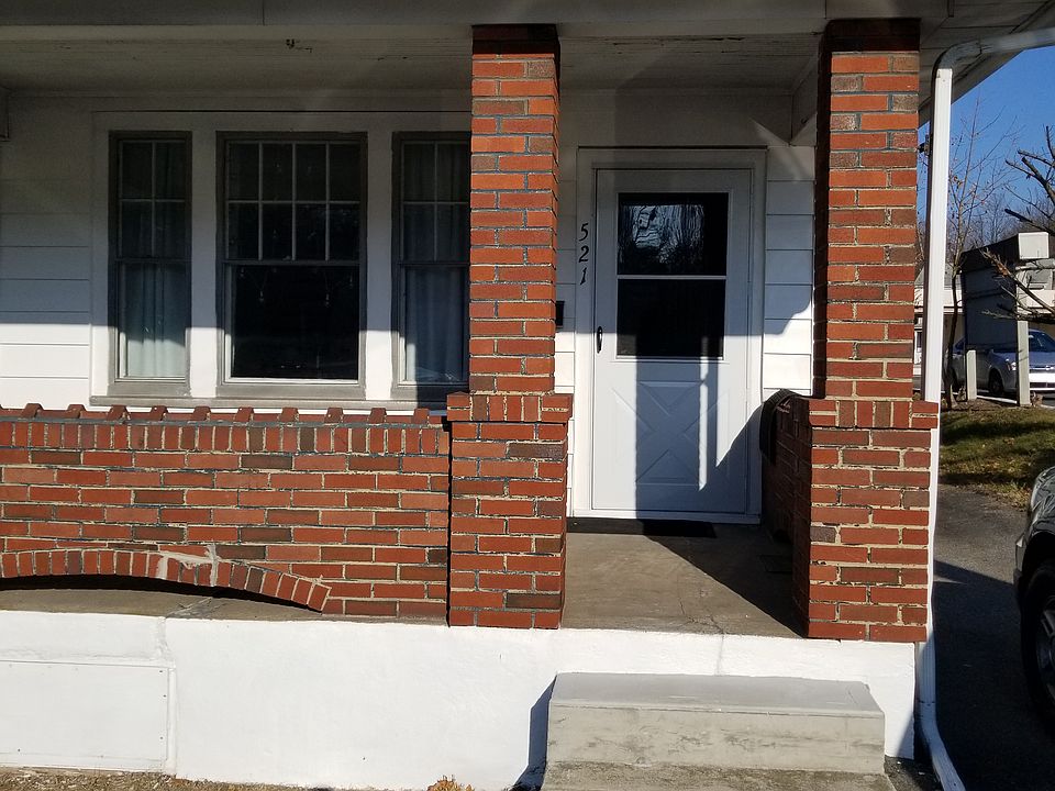2nd image of 521 Altamont Blvd