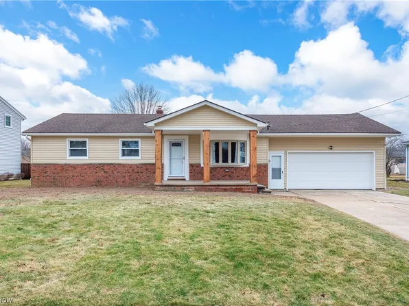 3815 Ivanhoe Dr, Lorain, OH 44053