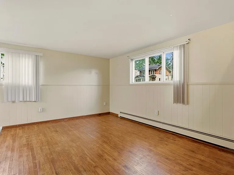 1705 & 1707 Cooper Ave — Photo 3