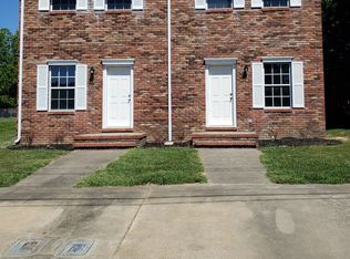 820 Southwood Dr #B, Murray, KY 42071