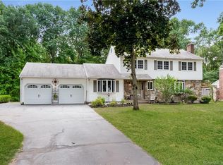 180 Langford Ln, East Hartford, CT 06118