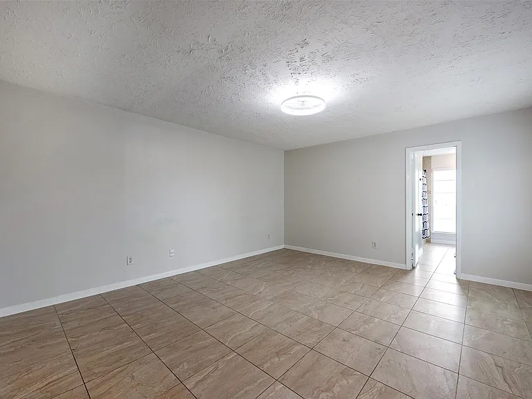 16419 Lost Quail Dr — Photo 17