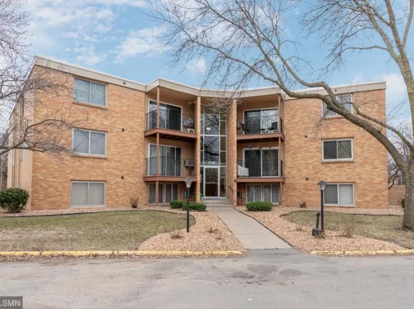 9143 Olson Memorial Hwy #306, Golden Valley, MN 55427