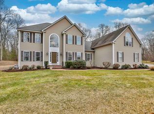 22 Carr Hill Rd, Windham, NH 03087