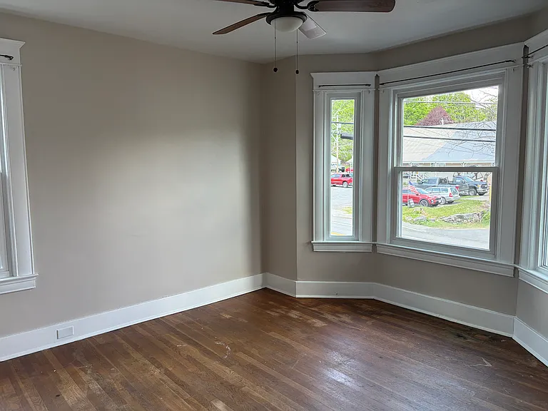 15 E Main St #A — Photo 8