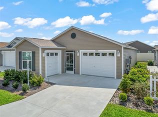 560 Kimberly St, The Villages, FL 32163