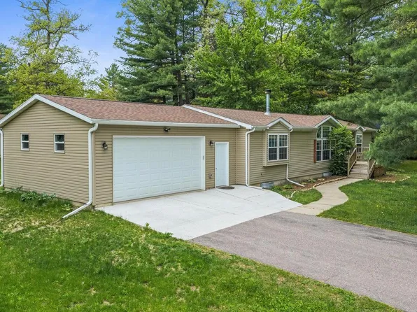 148 Cliffside Drive, Wisconsin Dells, WI 53965