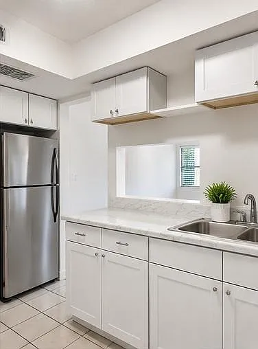1 bed, $1,650 — Photo 2