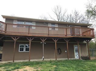 3340 Big Cove Ln, Louisville, TN 37777