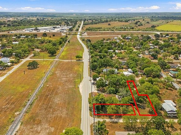 2nd image of 17109 Old Corpus Christi Rd LOT 1