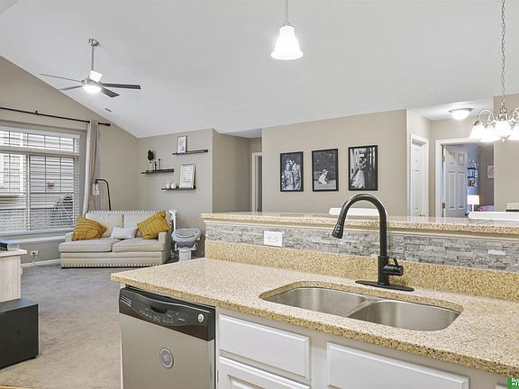 5th image of 7714 S 155th Ave