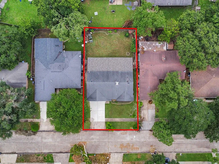 10131 Kent Towne Ln — Photo 2