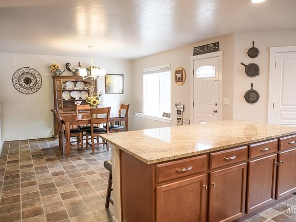 4th image of 1997 N Rosedust Dr