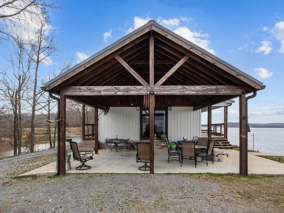 5th image of 269 Paradise Ln