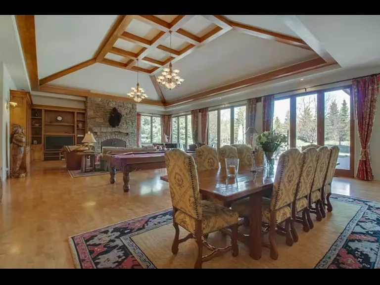 303 Wall St — Photo 16