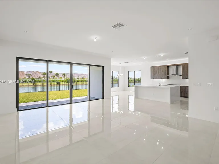 12865 Wingspan Ct — Photo 17