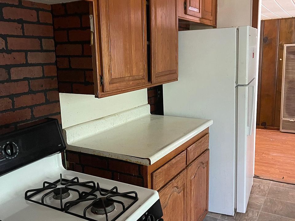 2nd image of 6723 E 5th Pl