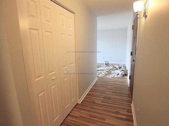 2nd image of 142 Kenrick St #Tl32