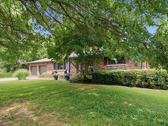 3rd image of 130 Gaybourne Way