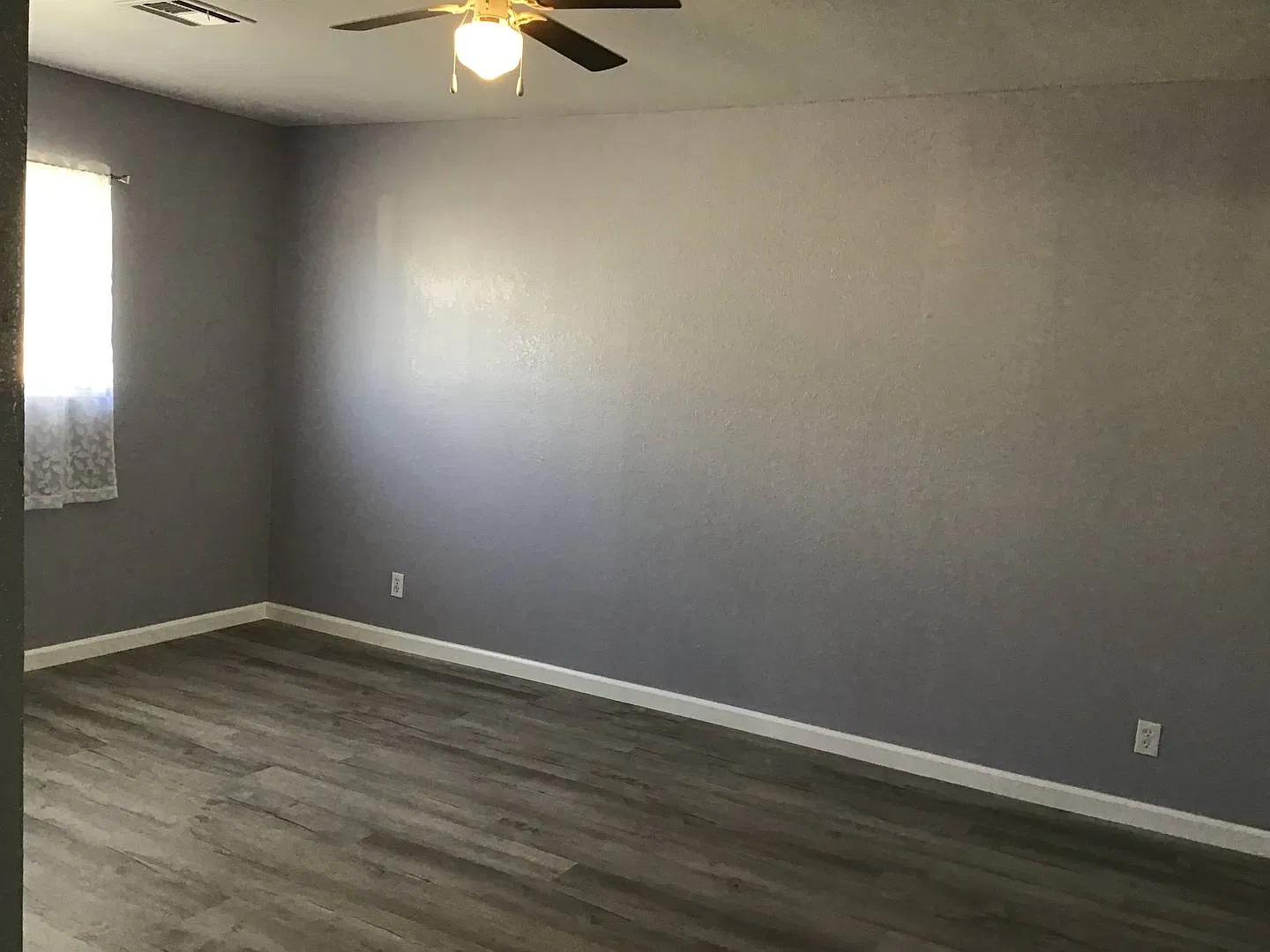 Fresh & Clean Rosamond One Story — Photo 4