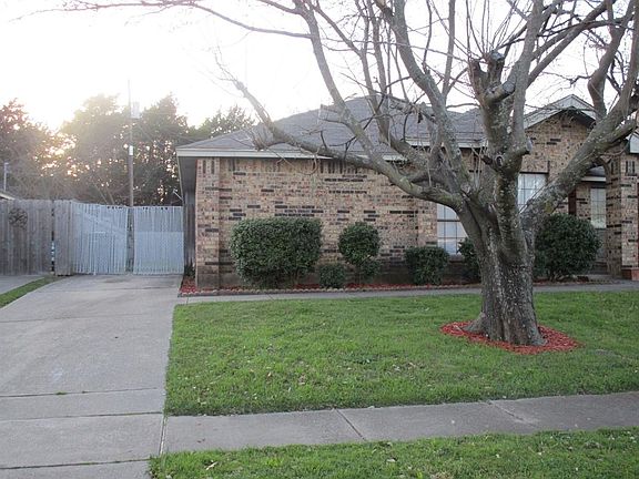 3rd image of 710 Lemons St