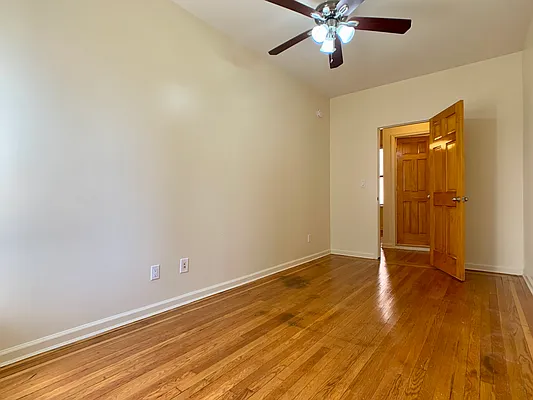 Rented by City Connections Realty | media 10