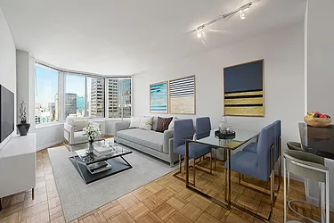 240 East 39th Street, #37K