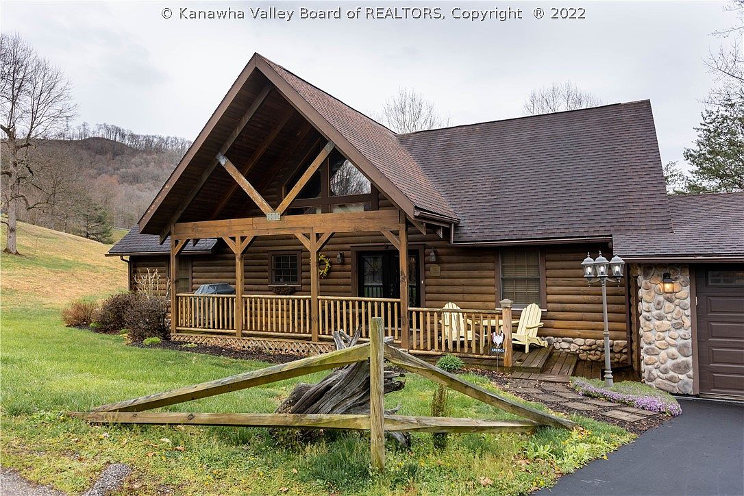 151 Oakwood Dr, Peytona, WV 25154 Zillow