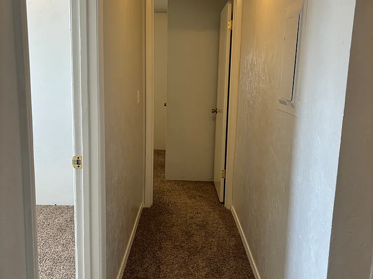 1821 Cherry St — Photo 9