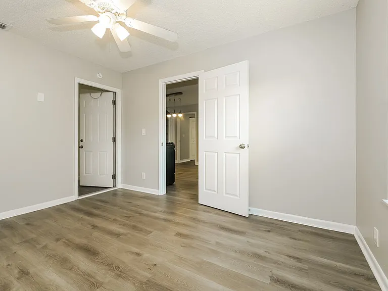 5872 Corson Pl — Photo 9