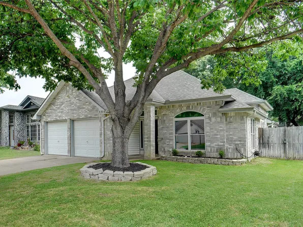 3312 Kelley Dr, Grand Prairie, TX 75052