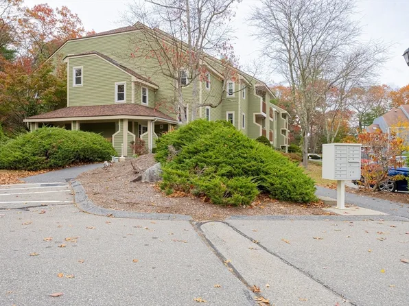 94 Heritage Dr #94, Northbridge, MA 01534