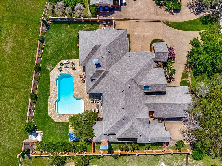 5304 Seascape Ln — Photo 3