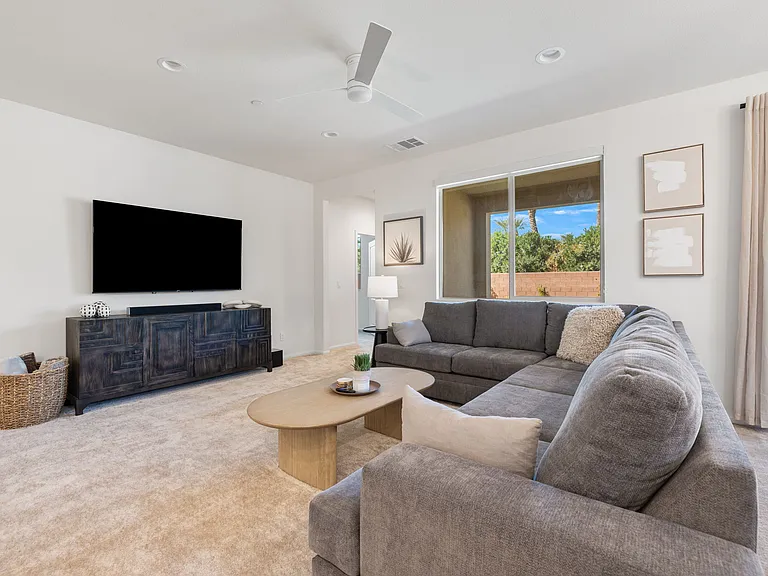 51805 Pinnacle Vista Dr — Photo 33