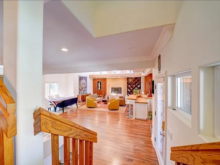 1377 Knoll Rd #B — Photo 28
