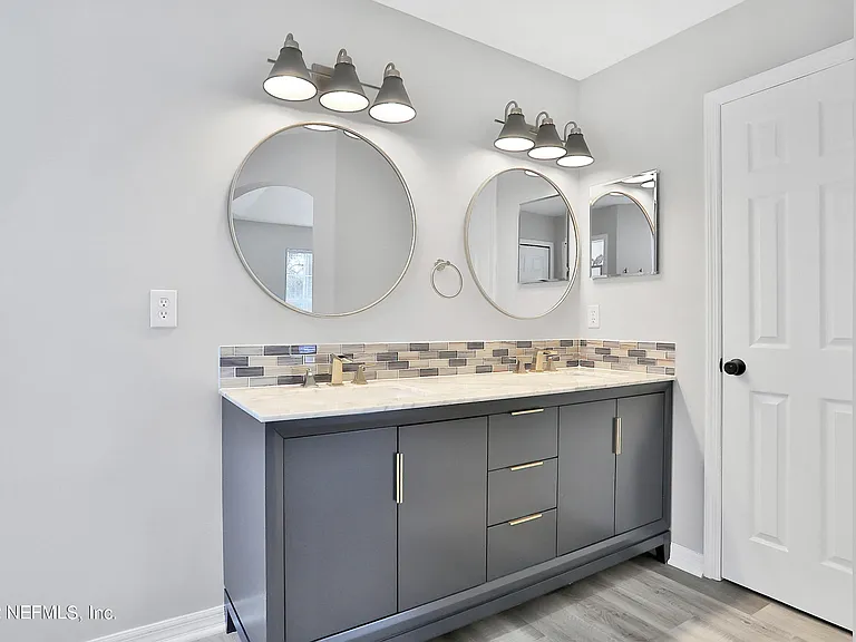 428 Morning Glory Ln — Photo 30