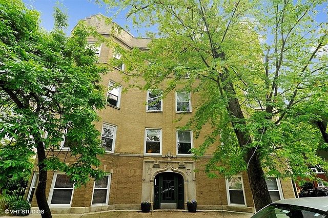 1st image of 1423 W Pratt Blvd #1