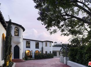 2720 Glendower Ave, Los Angeles, CA 90027