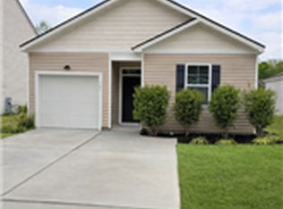 147 Hazy Ln, Hinesville, GA 31313