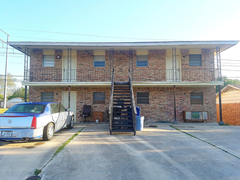2nd image of 612 Sunset Ln #00