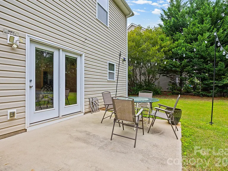 409 Elizabeth Valley Ln — Photo 24