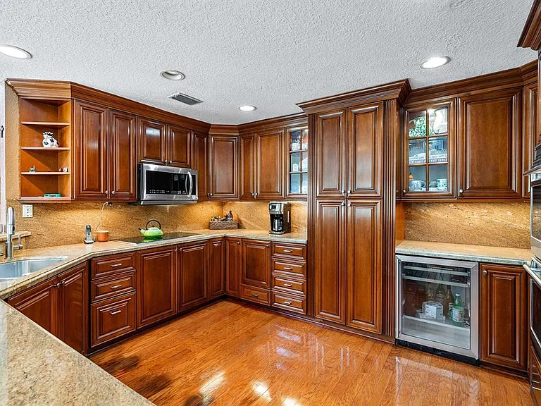 10627 Wheelhouse Cir — Photo 3