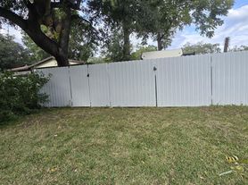 2608 Henrietta St, Jacksonville, FL