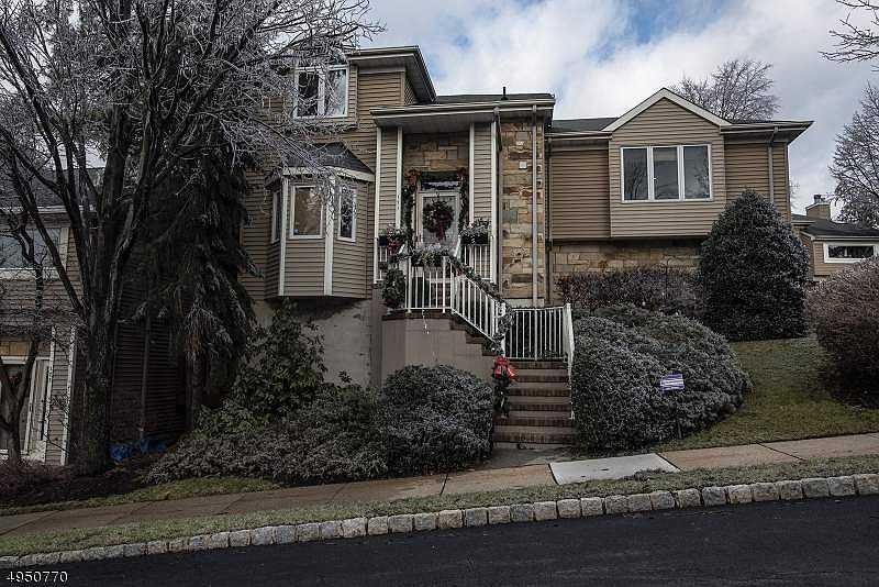 1st image of 171 Clarken Dr
