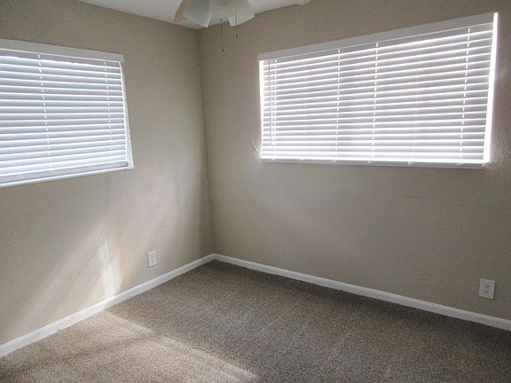 4th image of 3601 NW 40th Street