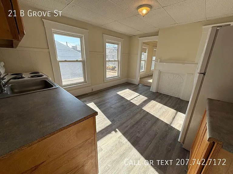 21 Grove St #B — Photo 4