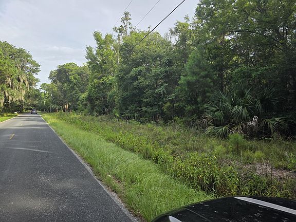 3rd image of 7929 Legare Rd