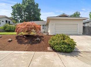 3212 Larue Dr, Medford, OR 97504